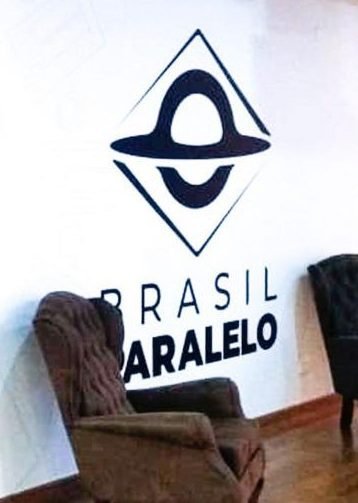 Adesivo na parede
